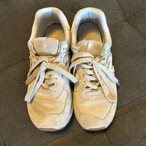 Women’s New Balance 574